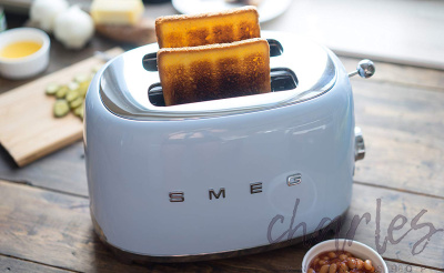 Тостер Smeg TSF01PBEU голубой